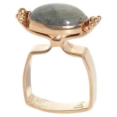 Vintage 18 K Gold Ring with a Cabochon Cut green Stone, Made in 1972