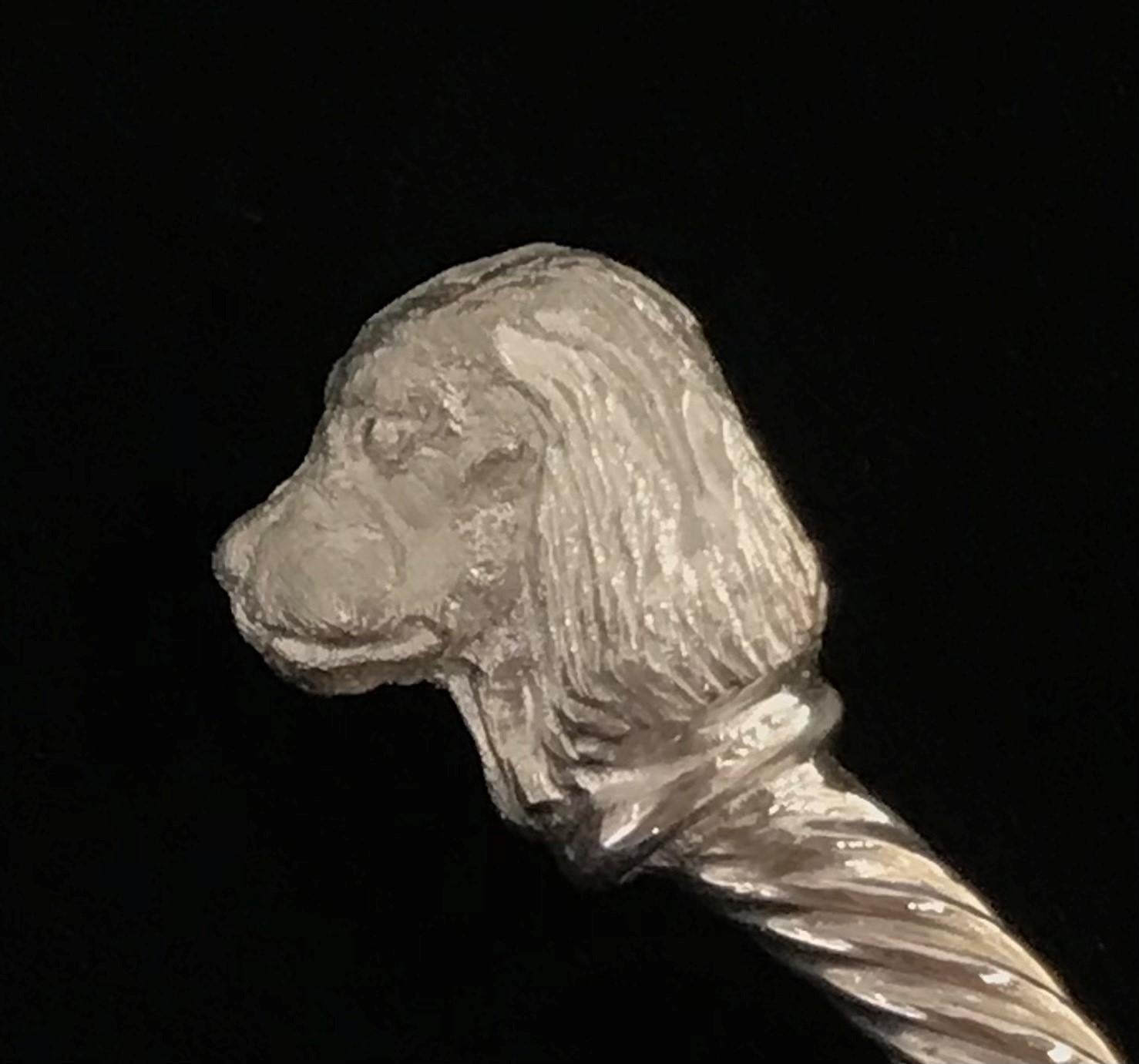 Paul Eaton: teste di cavaliere scolpite su bracciale intrecciato in argento sterling in vendita 1