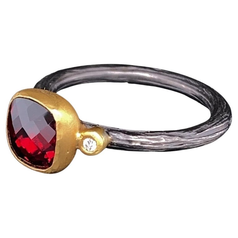 2.1 Carat Faceted Checkerboard Red Garnet Ring with Diamonds, 24k Gold & SS For Sale