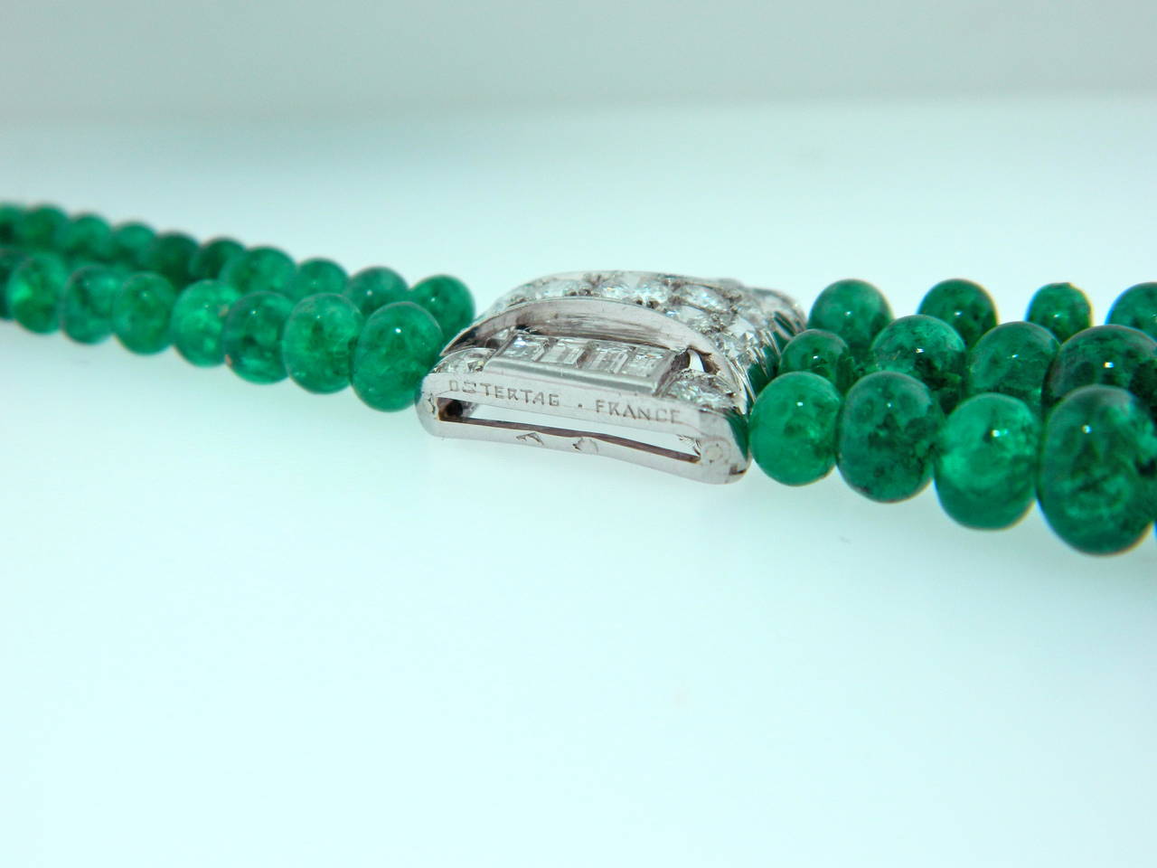 Art Deco Ostertag France Diamond Emerald Bead Platinum Bracelet In Excellent Condition In Chicago, IL