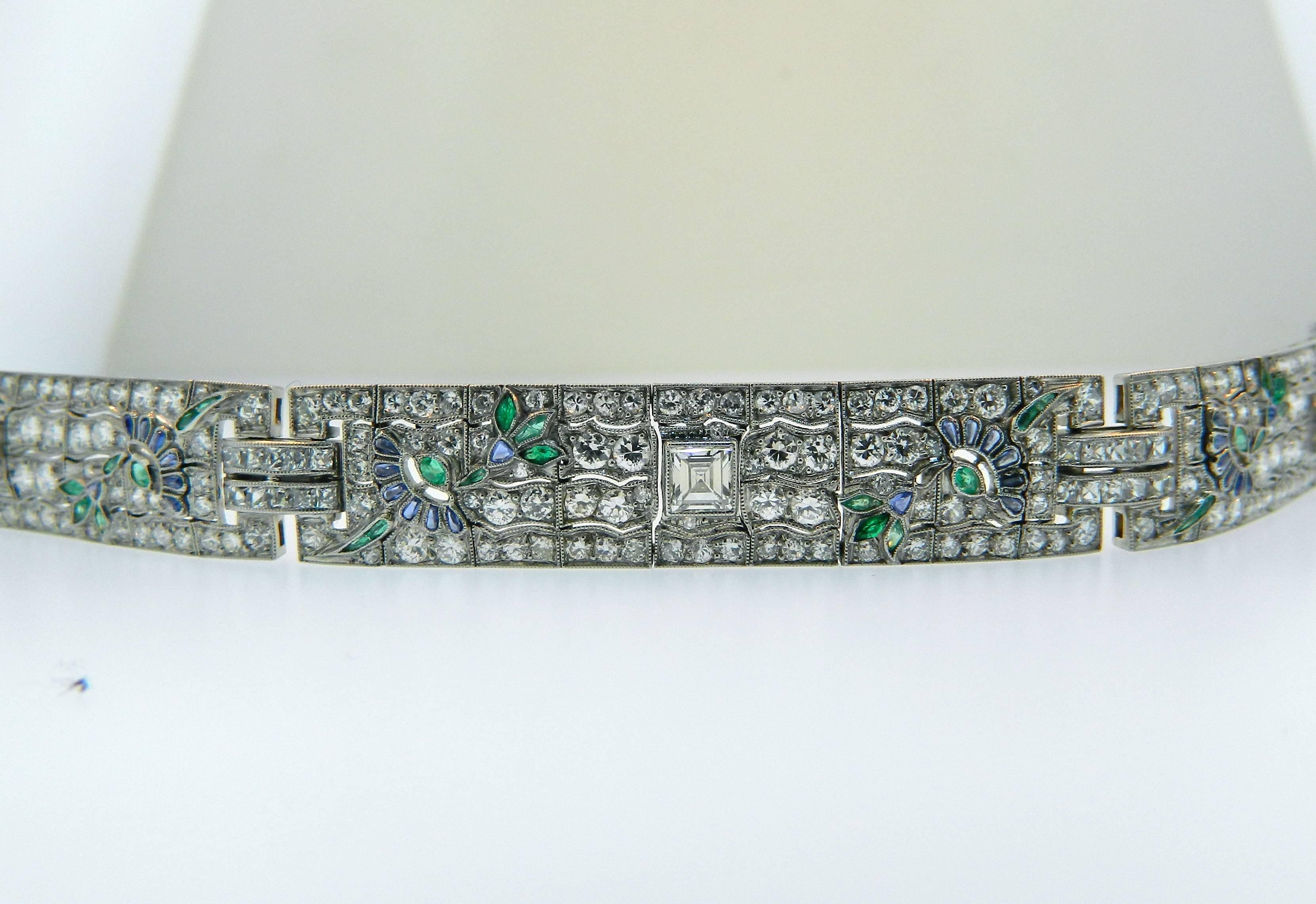 Women's 1920s Art Deco  Sapphire Emerald Diamond Platinum Bracelet For Sale