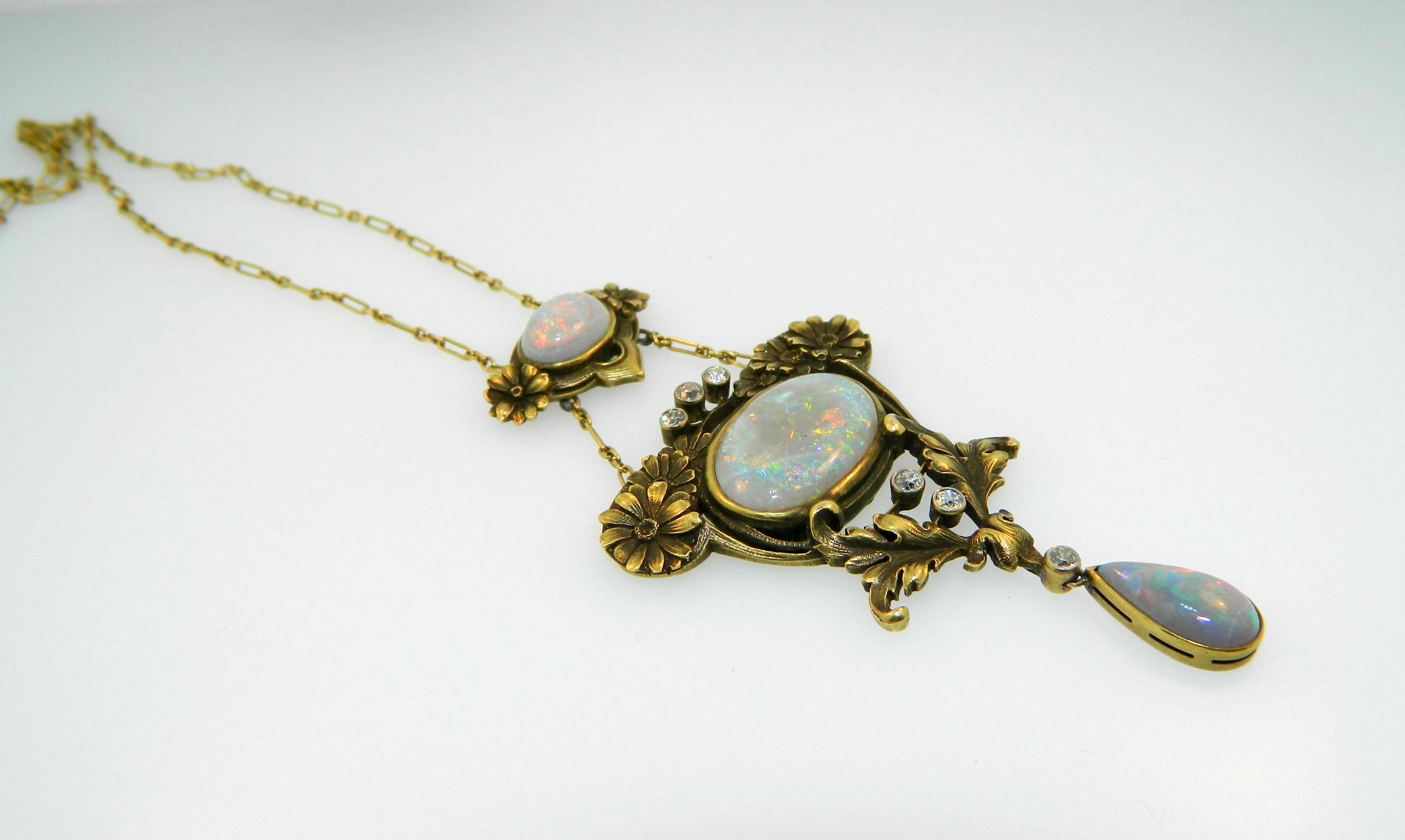 1900s Kohn & Company Art Nouveau Opal Diamond Gold Lavaliere Necklace  In Excellent Condition In Chicago, IL