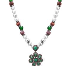 Emerald Diamond Pearl Necklace 9