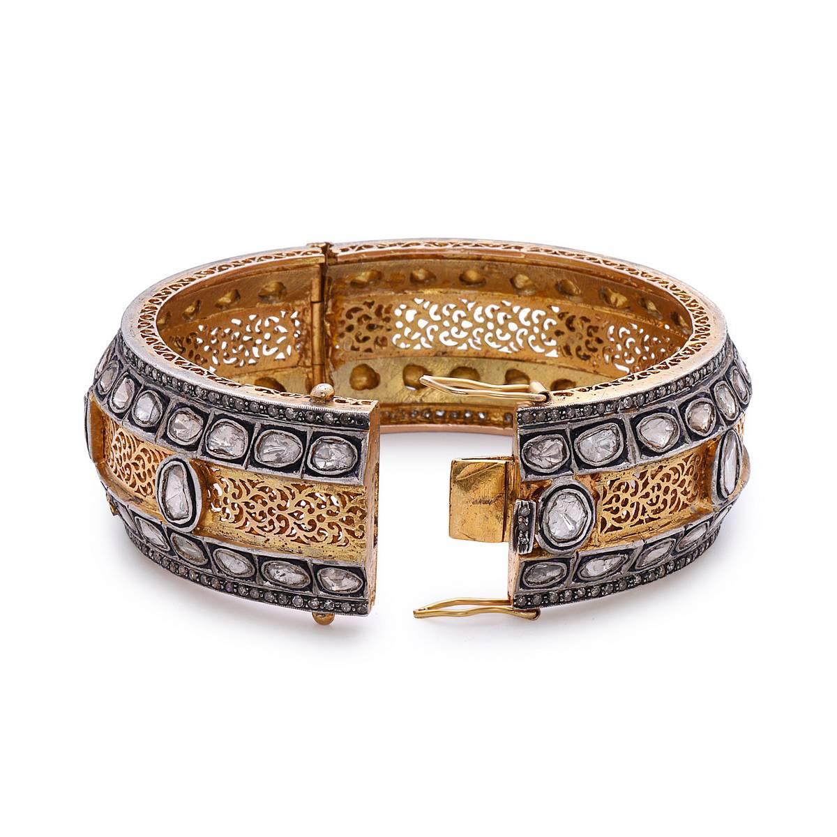 Stunningm Bangle with Rose Cut Diamonds in Gold and Silver In New Condition In New York, NY