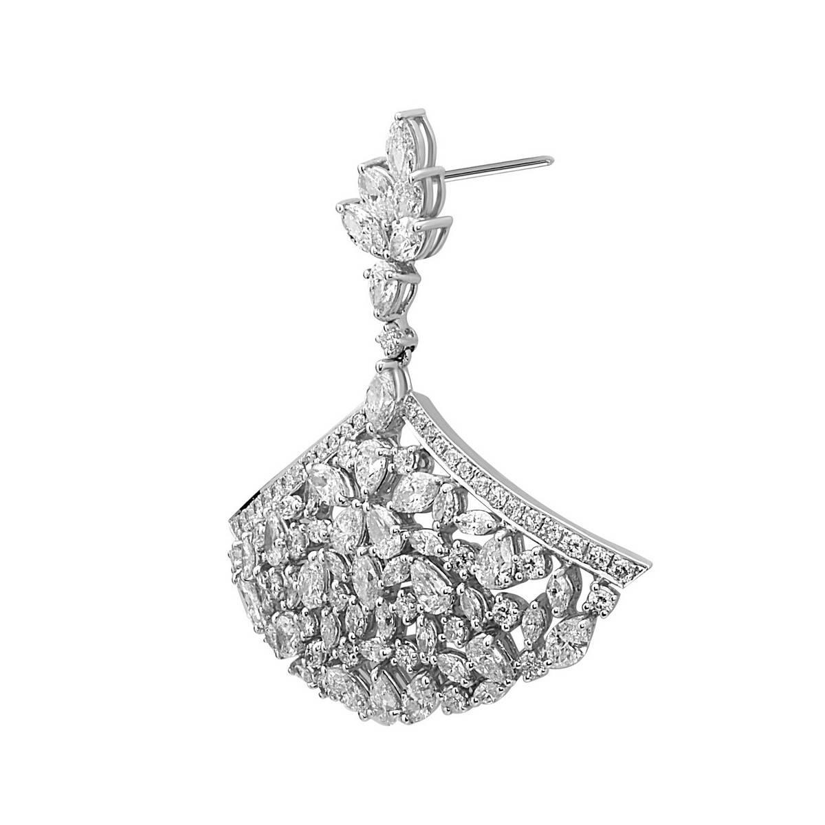 Diamond Gold Earrings For Sale at 1stdibs