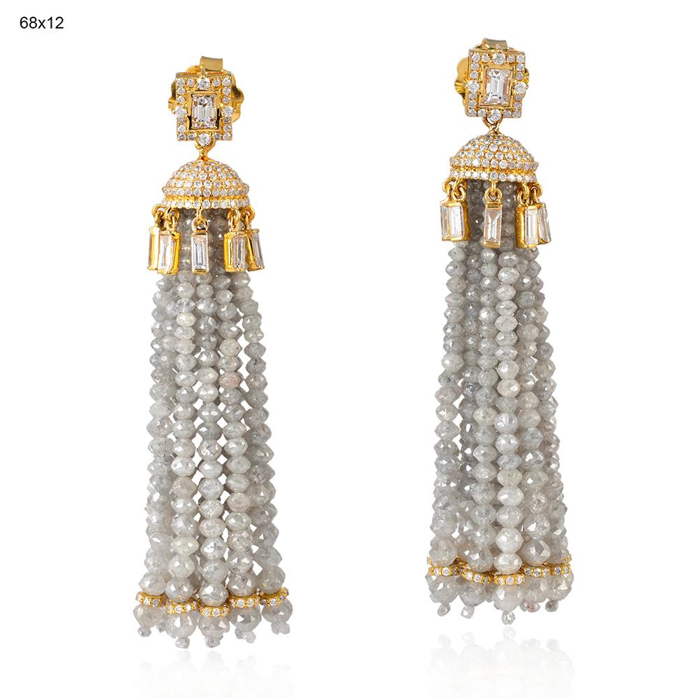Exquisite Ice Diamond Gold Tassel Earring In New Condition In New York, NY