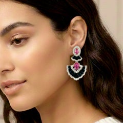 Boucles d'oreilles pendantes en forme d'éventail avec tourmaline rose, onyx noir et diamants, en or jaune 18 carats
