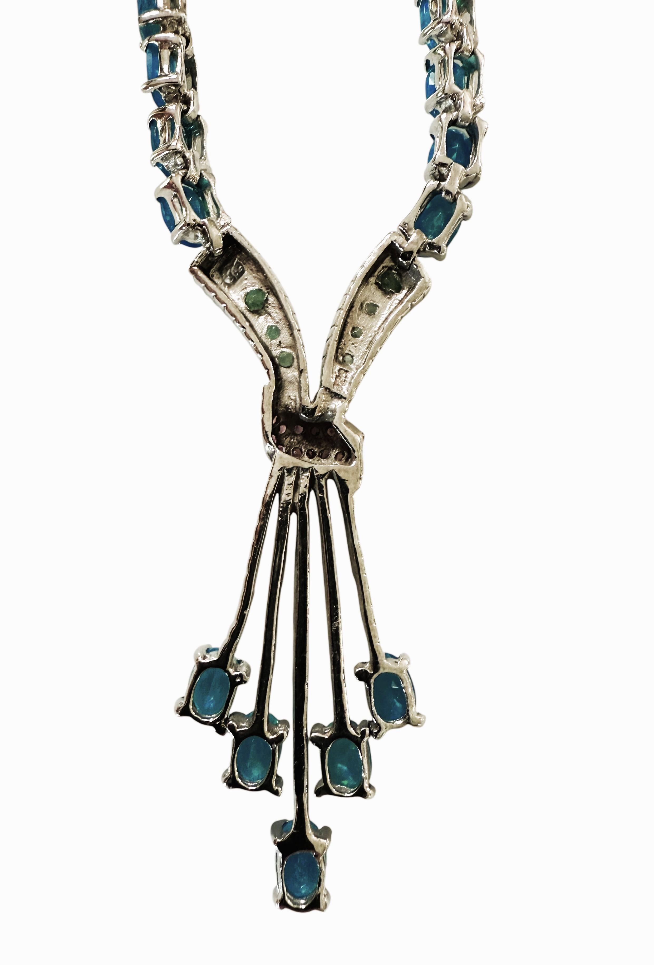 Neu 14,2 Karat Blauer Opal & Diamantschliff Smaragd & Granat Sterling Halskette Damen im Angebot