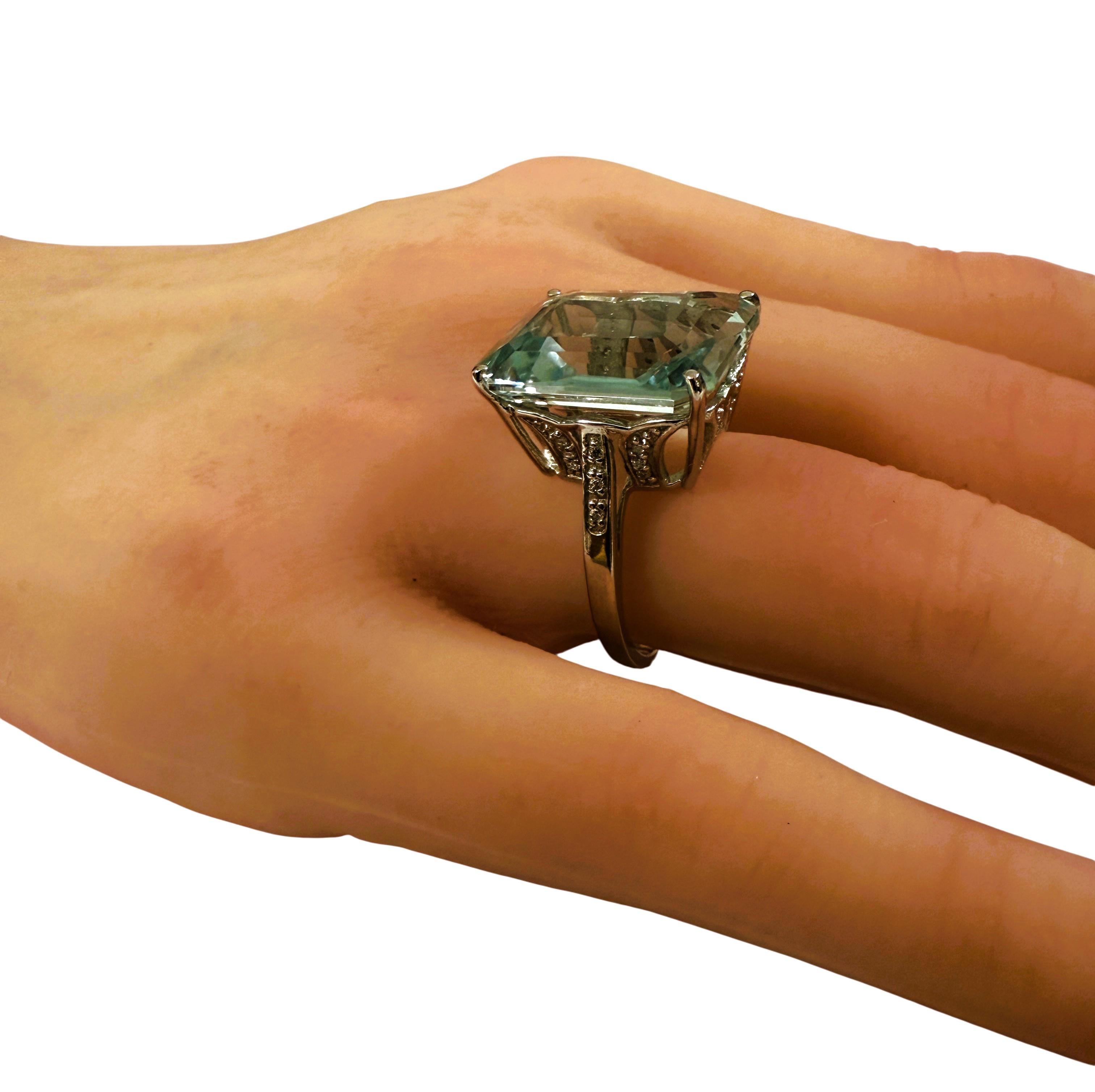 Nuovo anello in argento sterling con acquamarina e zaffiro taglio diamante da 13.75 carati In condizioni Nuovo a Eagan, MN