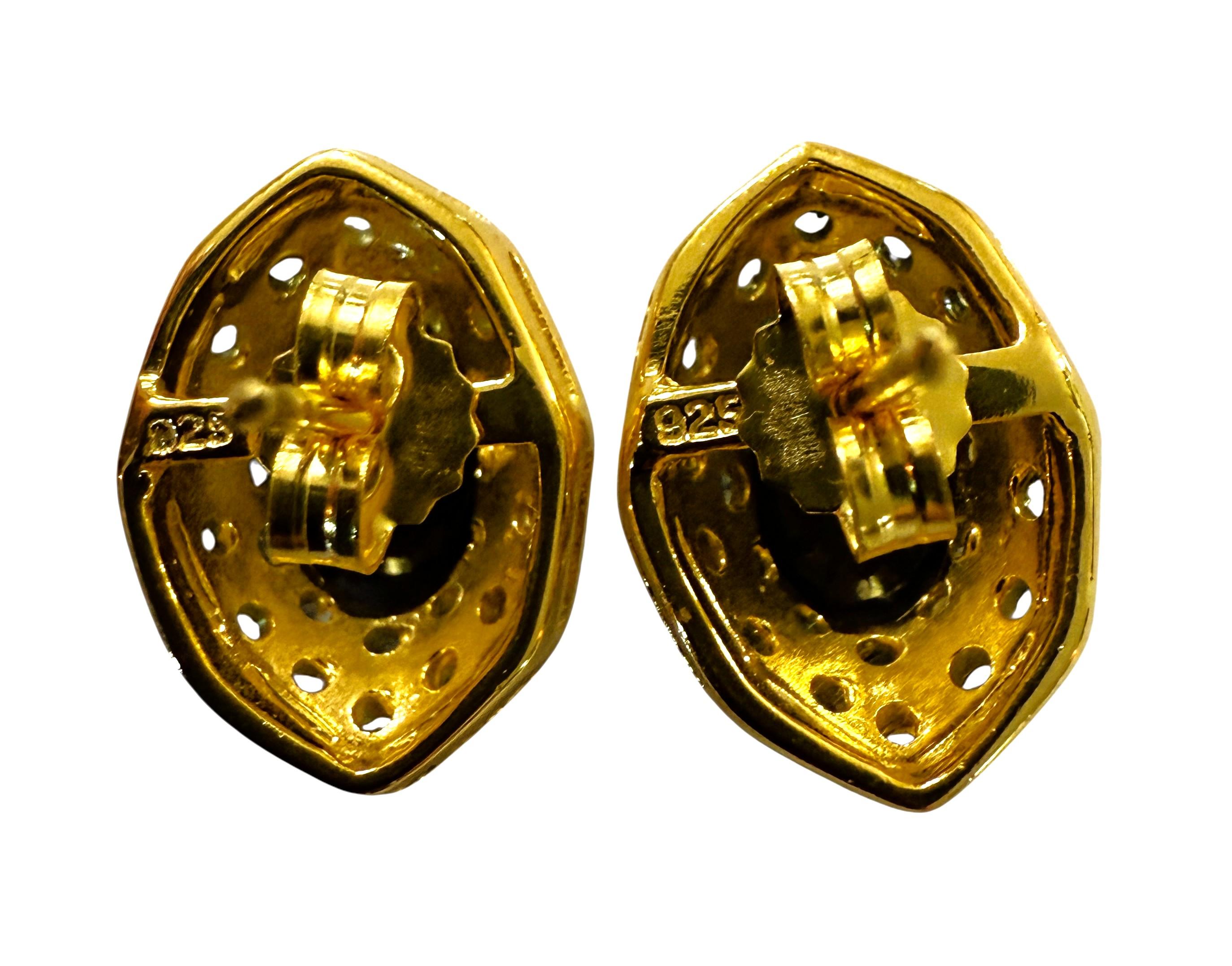 Nouveau  Boucles d'oreilles saphir ovale 1.86 carat et saphir taillé en diamant Y Or PL Sterling Neuf - En vente à Eagan, MN