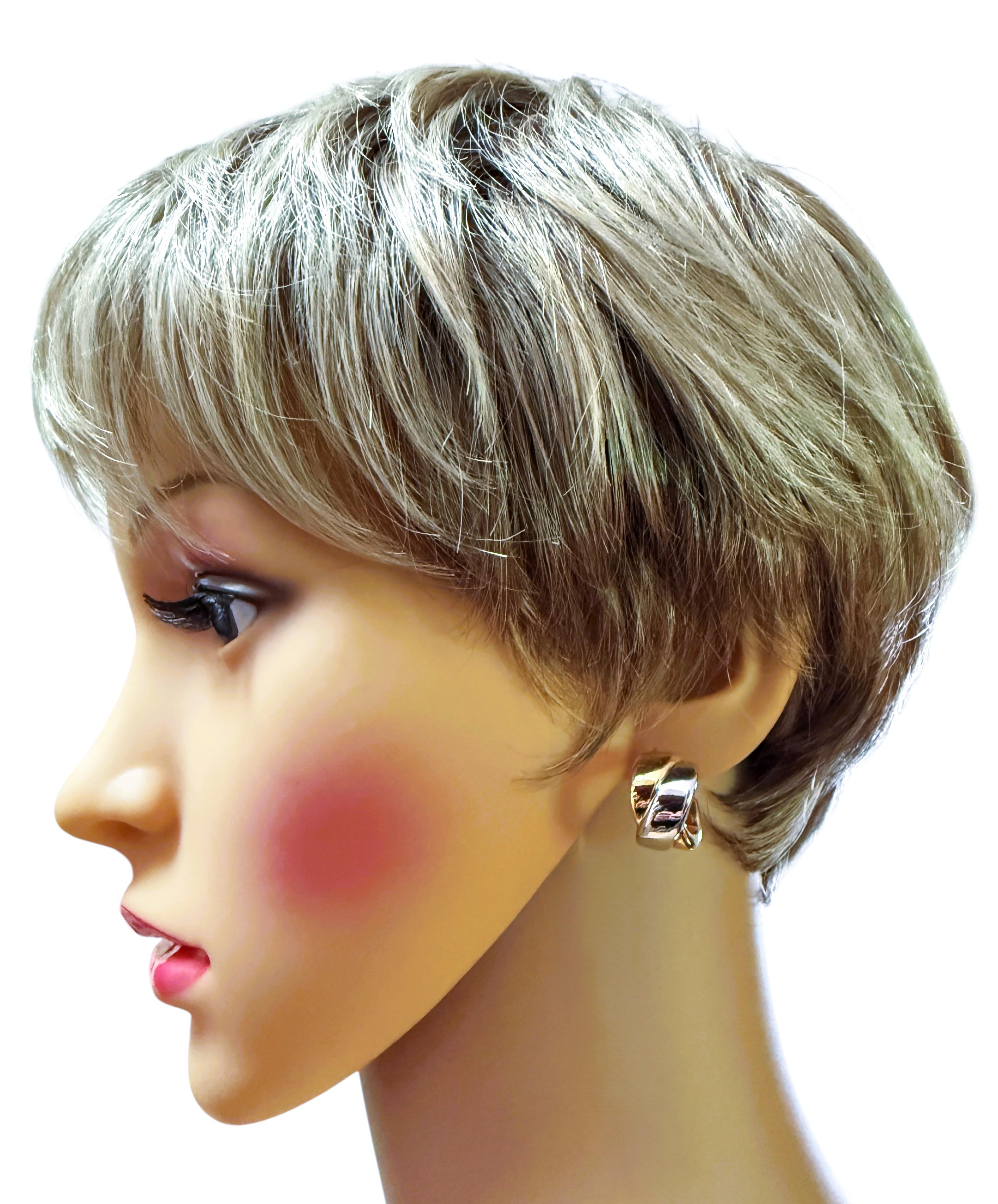 Boucles d'oreilles Chubby en or blanc et or jaune 18K - estampillées Excellent état - En vente à Eagan, MN