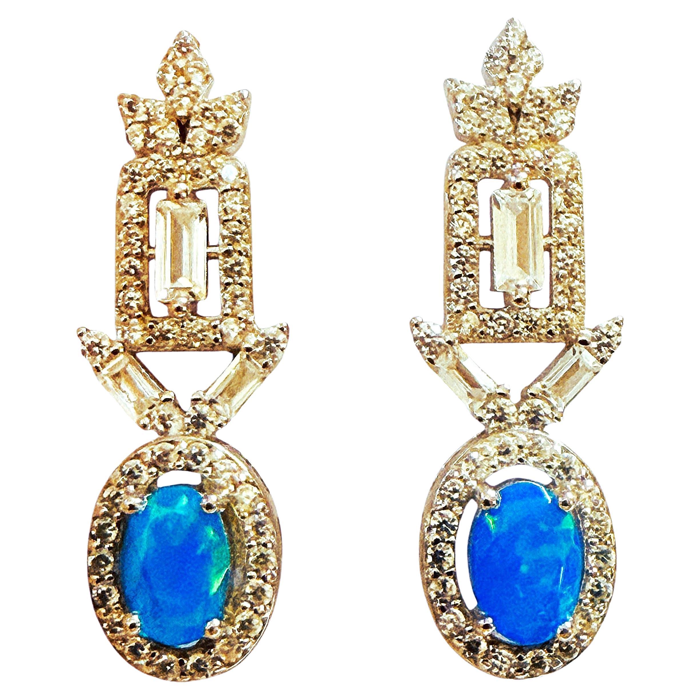 Neu .86 Karat Blauer Opal & Diamant & Saphir im Baguetteschliff Sterling-Ohrringe