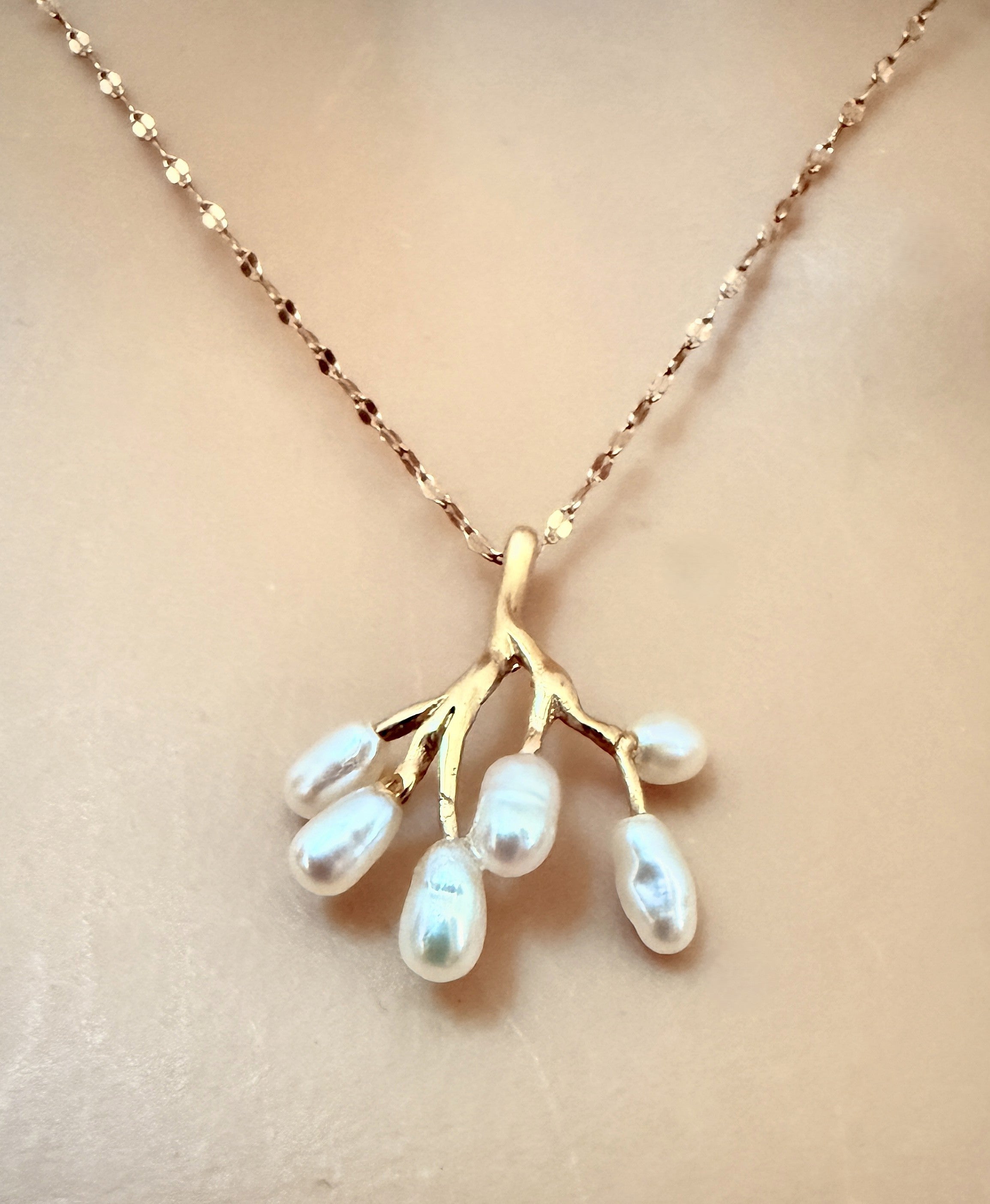 14k Yellow Gold Pearl Tree Branch Pendant on 18k Italian Necklace Chain 18"