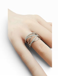Bague en or blanc 14 carats, motif entrelacé ajouré, sertie d'un diamant de 0,45 carat, taille 6,5