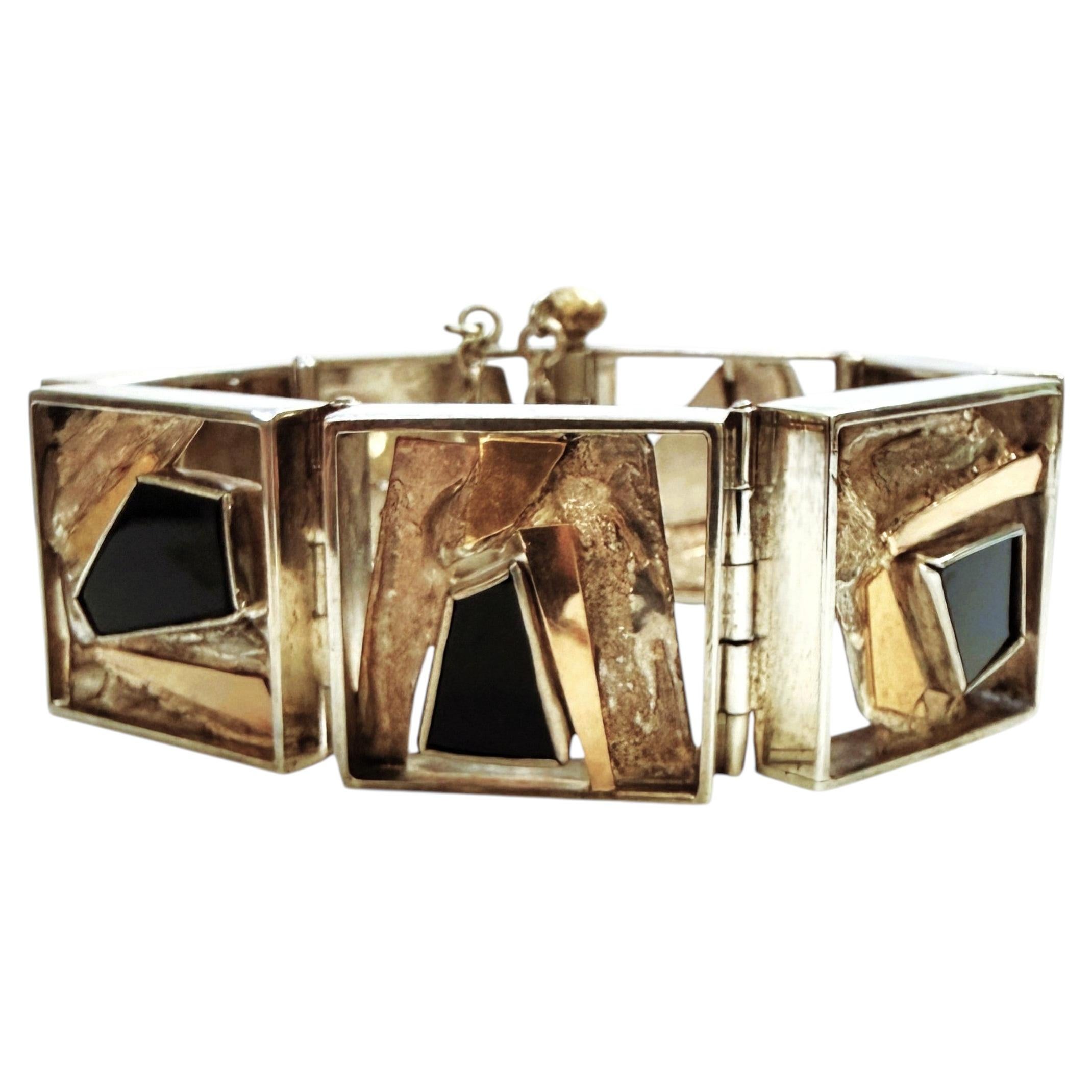 Excepcional pulsera tipo caja de Glenda Arentzen, de oro de 14k y plata de ley con ónix negro, 81,15 gr en venta