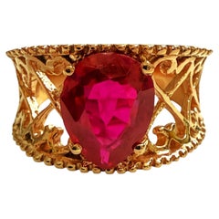 Anillo nuevo de plata de ley chapado en oro rosa con un zafiro rojo de 3,35 quilates y talla de pera