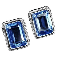 Pendientes nuevos de plata de ley con topacio azul de 11,40 quilates en talla baguette