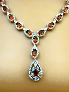 Nouveau collier en argent sterling plaqué or blanc 14 carats avec une citrine foncée de 5,5 carats