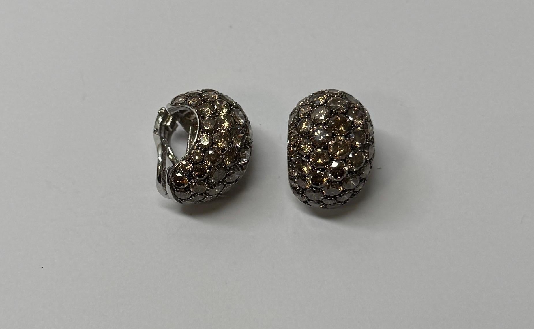 Pasquale Bruni 18k 20.14ctw Diamond Dome Earclips For Sale 2