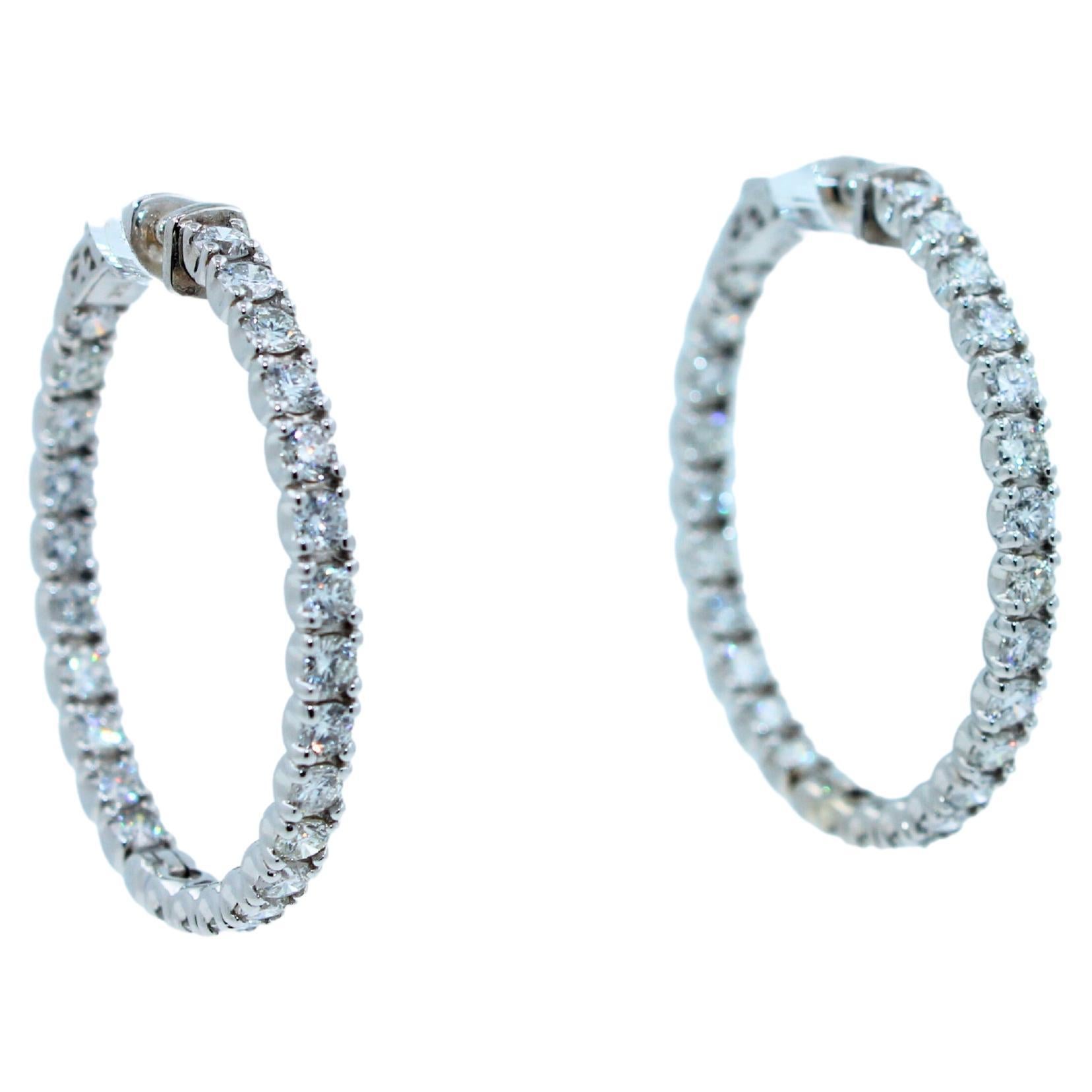 Or blanc 14 carats
3.00 CT Diamant de couleur F, pureté VS1
