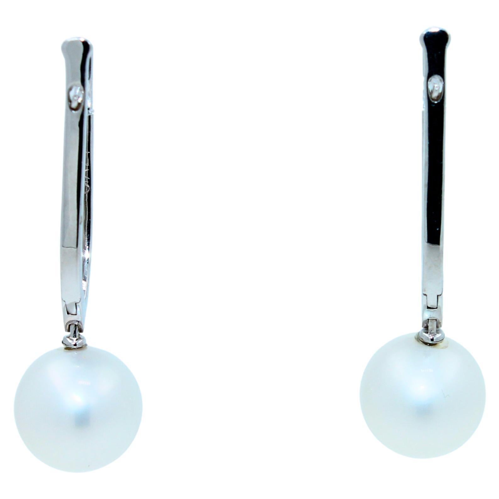 South Sea White Pearl Diamond 18 Karat White Gold Hinge Line Drop Hoop Earrings In New Condition For Sale In Oakton, VA
