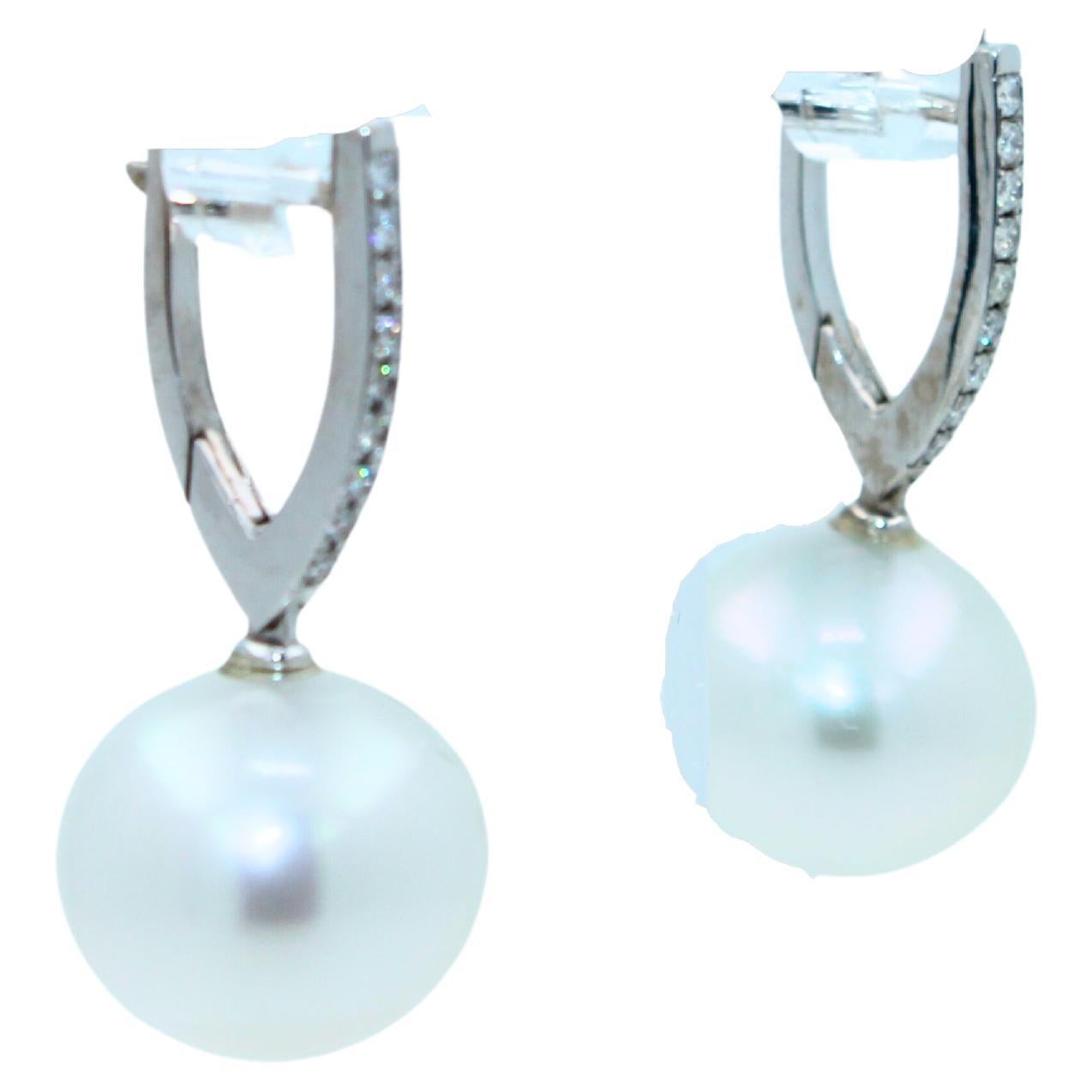 Modern South Sea White Pearl Diamond 18 Karat White Gold Hinge Line Drop Hoop Earrings For Sale