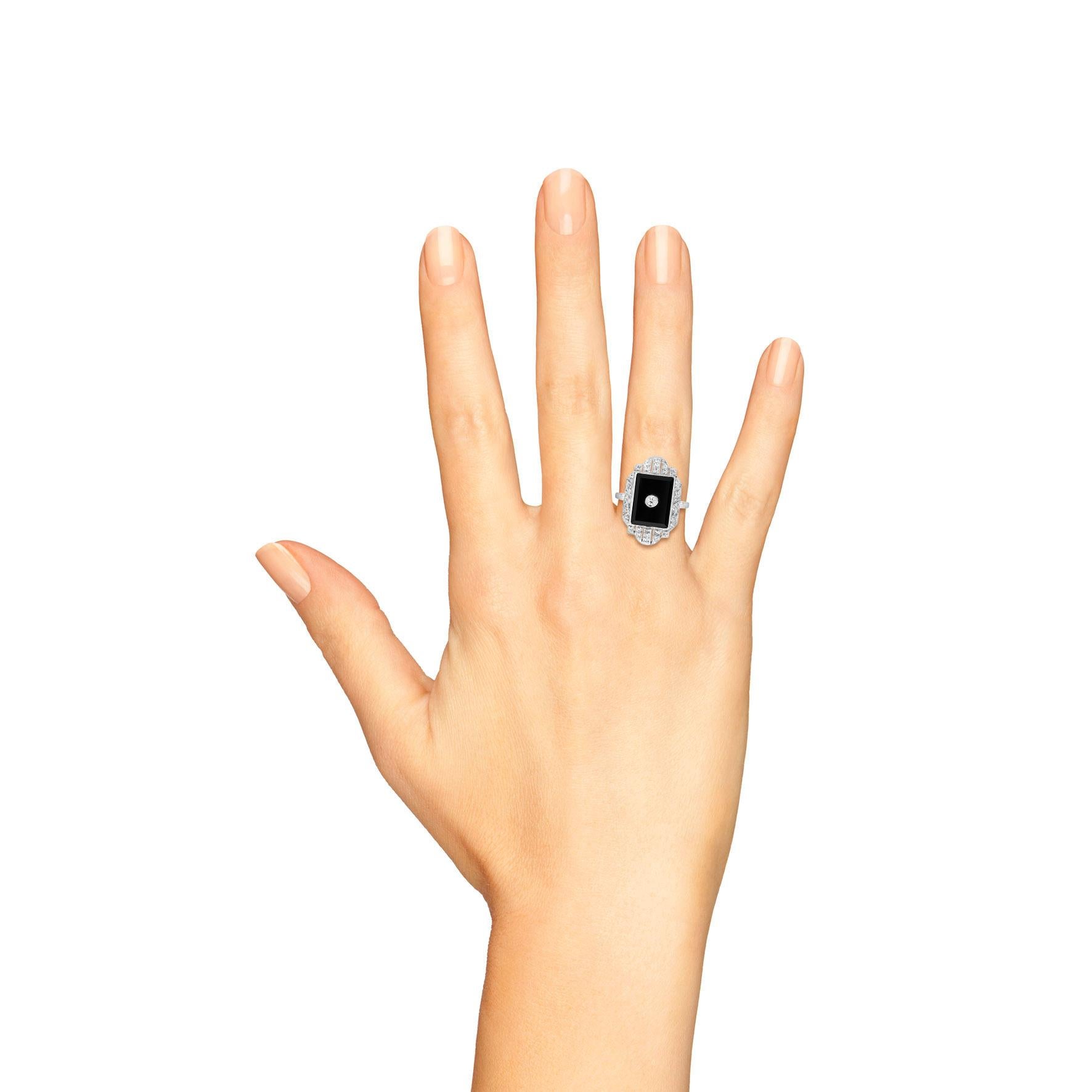 Anello con diamante e onice nero in stile Art Deco a cena in oro bianco 14K in vendita 1