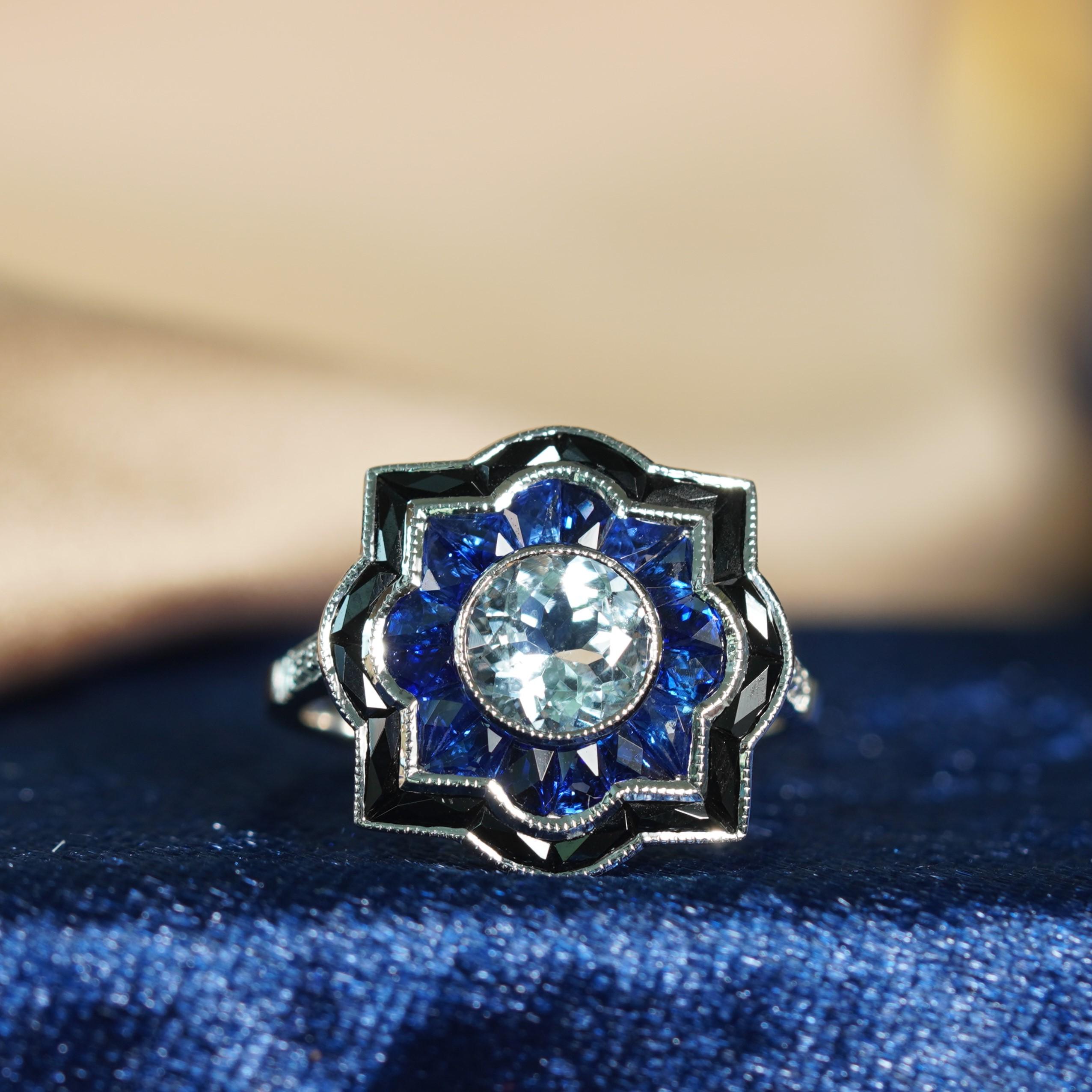 Bague de fiançailles en or blanc aigue-marine saphir onyx style art déco cible Pour femmes en vente