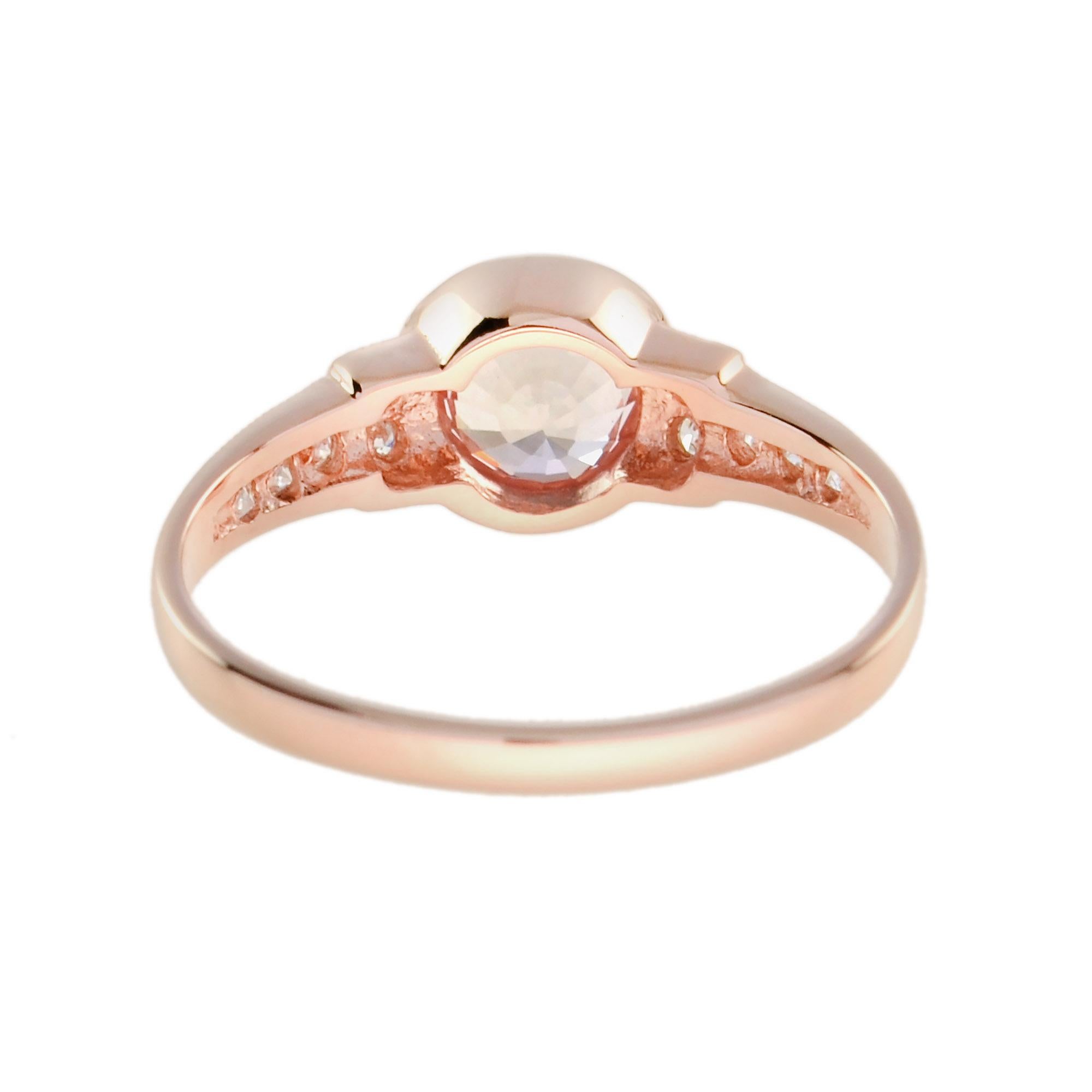 Anello rotondo Brilliante con Morganite Rosa e Diamante in stile classico in oro rosa 14K In condizioni Nuovo in vendita a Oakton, VA
