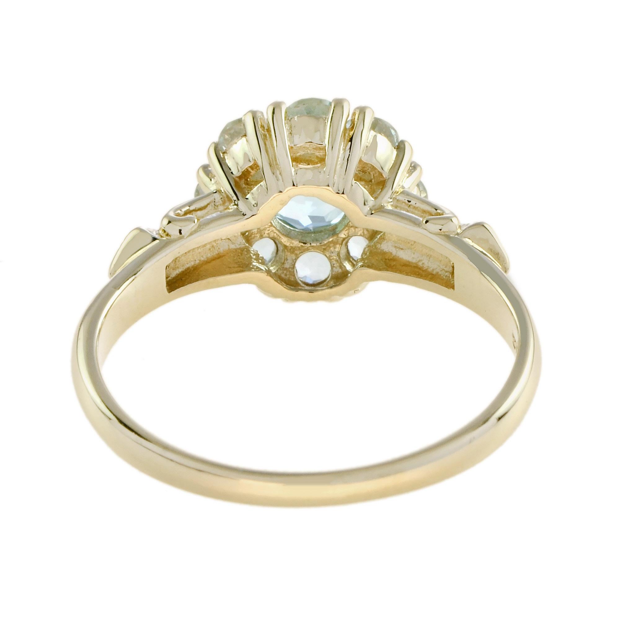 Blauer Topas & Diamant Vintage Style Floral Cluster 14K Gelbgold Ring (Ovalschliff) im Angebot