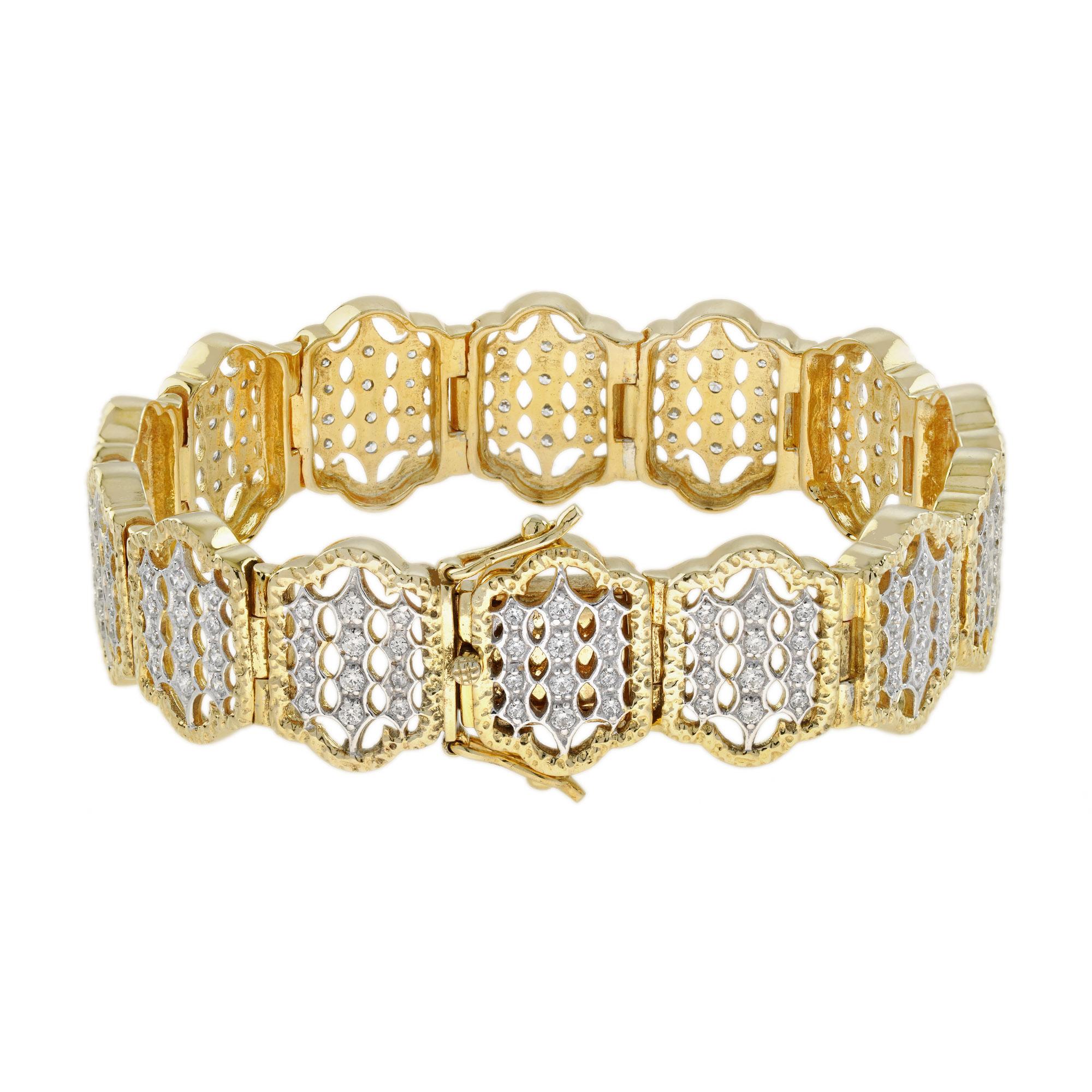 Taille ronde Bracelet en or blanc et jaune 14K avec motif marocain et diamants en vente