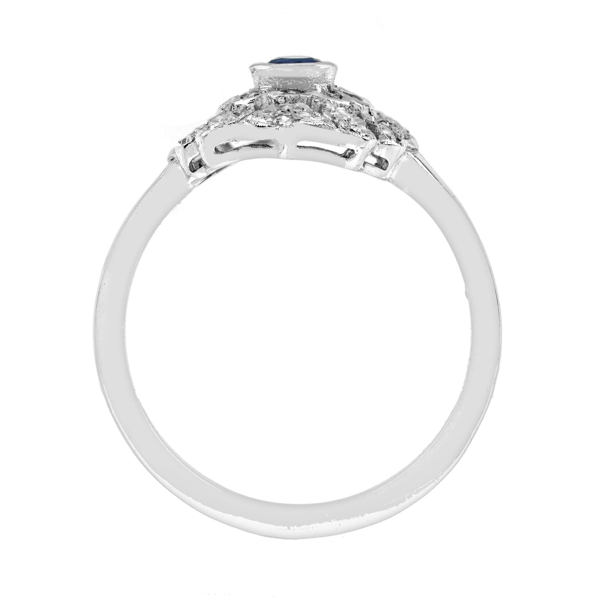 Taille ronde Bague de fiançailles en or blanc 14K avec saphir bleu rond et diamant de style ancien en vente