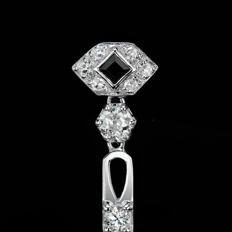 Boucles d'oreilles pendantes en or blanc 14K avec diamants et onyx en forme de losange, style Art Déco Pour femmes en vente