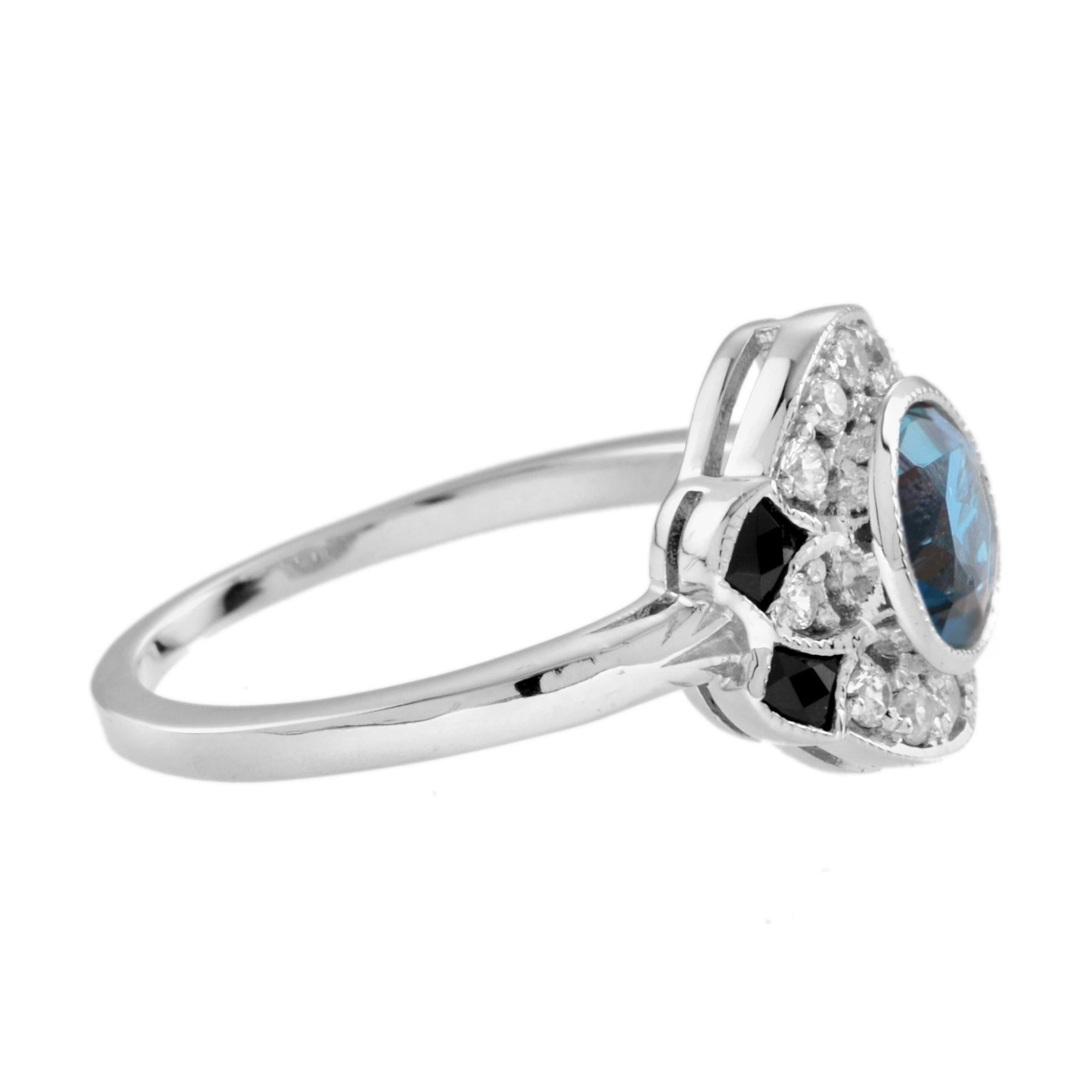 Art déco Bague en or blanc 14 carats, topaze bleue de Londres, diamant, onyx noir, style art déco en vente