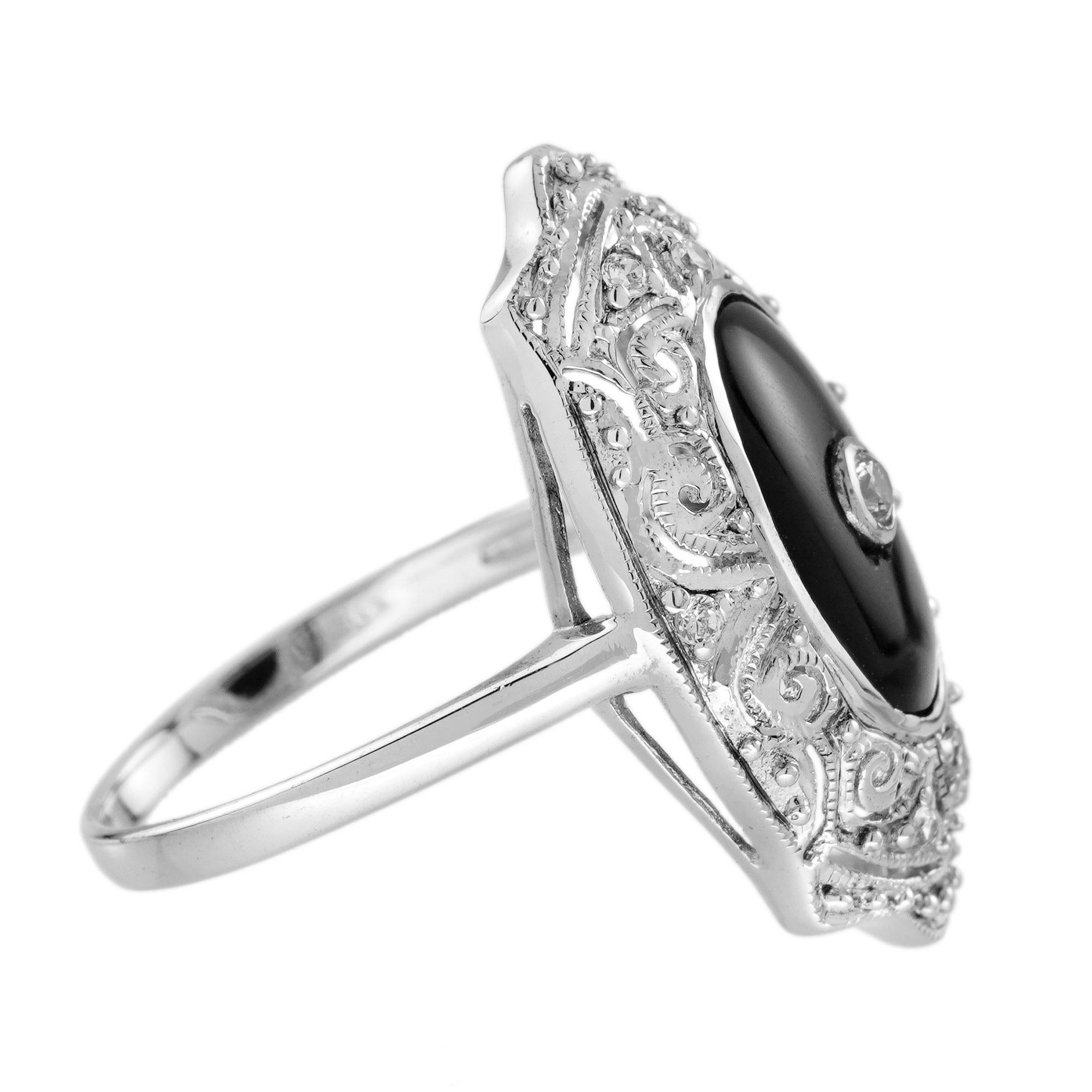 Art Déco Anello con diamante e onice nero di ispirazione edoardiana con cena in oro bianco 14 carati in vendita