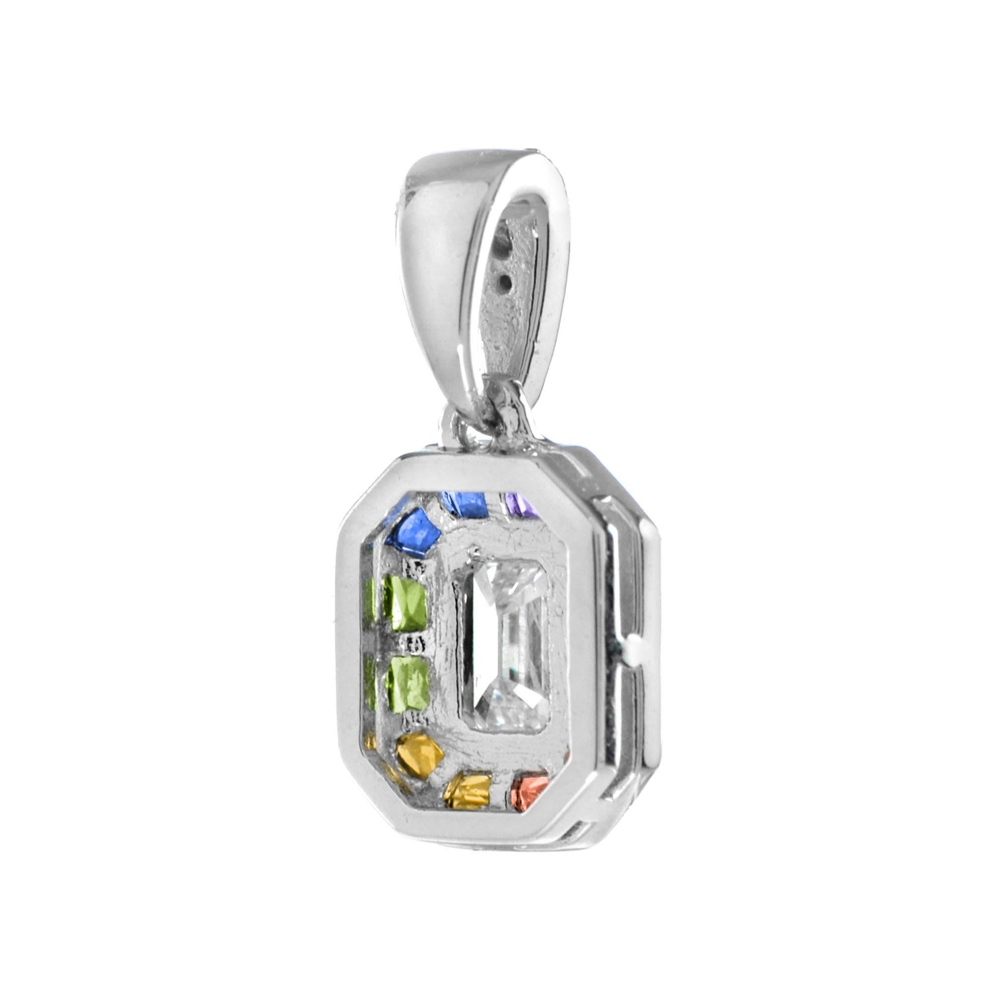 Taglio smeraldo Ciondolo con diamante e zaffiro colorato a raggiera in stile Art Deco in oro bianco 14 carati in vendita