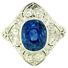 Edwardian 3.50 Carat Sapphire and 0.75ct Diamond Platinum Ring, Circa 1910