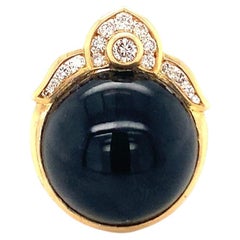 Black Onyx and 0.75ct Diamond 18K Yellow Gold Ring, Crown Motif, Circa 1970s