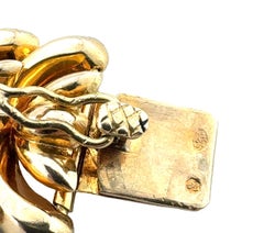 Scallop Link 18K Yellow Gold Bracelet, Circa 1960s