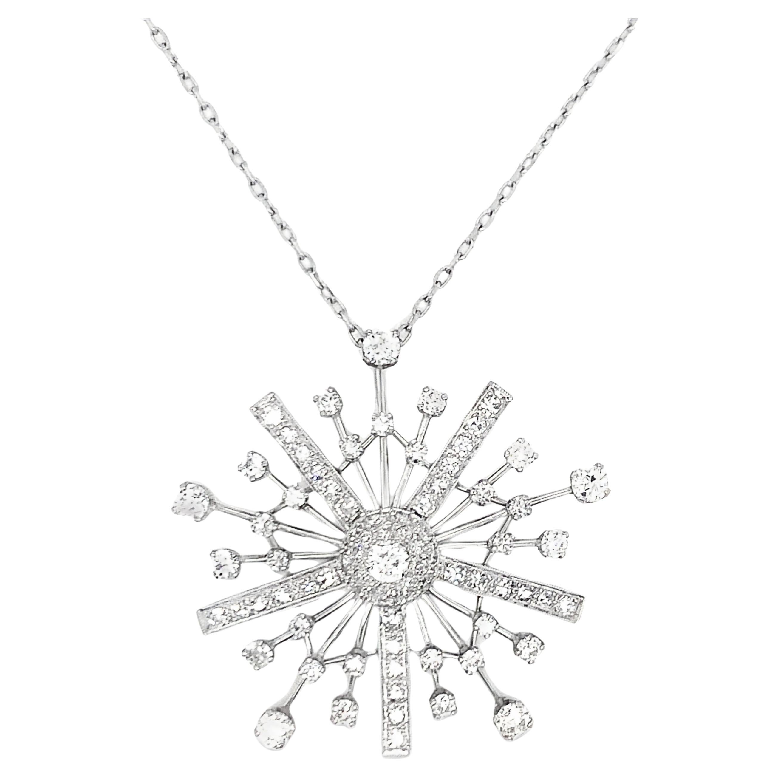 Pendentif en platine flocon de neige avec diamant du milieu du siècle en vente