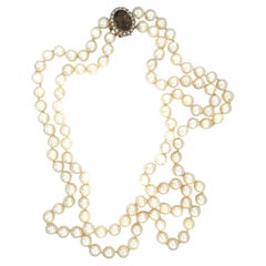 Collana a doppio filo con perle coltivate e chiusura in quarzo fumé da 6,67 ct, intorno al 1970