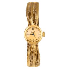 Reloj de pulsera Van Cleef & Arpels «Retro» de malla de oro amarillo de 18 quilates, de alrededor de la década de 1940