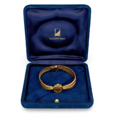 Reloj de pulsera Van Cleef & Arpels «Retro» de malla de oro amarillo de 18 quilates, de alrededor de la década de 1940