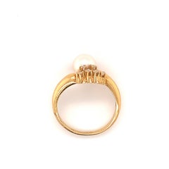 Pearl and 0.15ct Diamond 18K Yellow Gold Bypass Ring, Circa 1970s