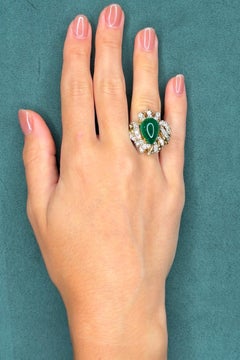 Vintage 1960s Pear Cabochon Emerald and 1.5ct Diamond Ring, 9.50ct, 18K Yellow G