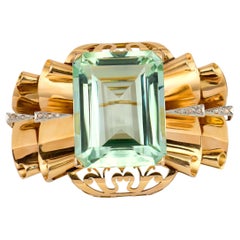 Retro-Brosche aus den 1940er Jahren mit grünem Beryll, 90 Karat, 14-karätiges Roségold mit Diamantbesatz (0,2 ct)