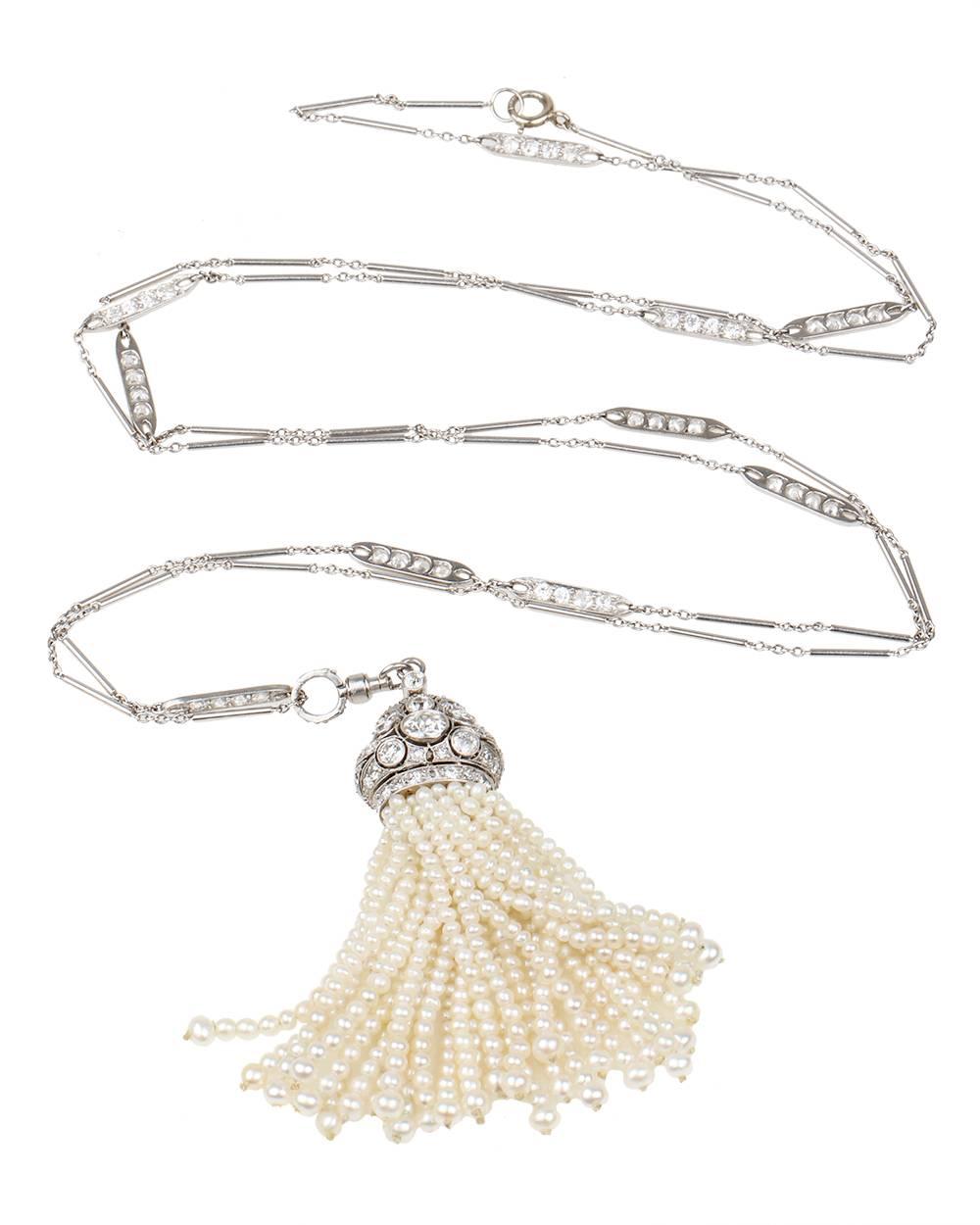 Art Deco Pearl and Diamond Sautoir Tassel Necklace In Excellent Condition For Sale In Austin, TX