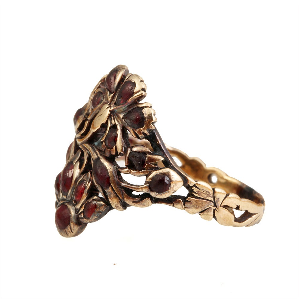 Women's Georgian Garnet Gold Giardinetti Ring