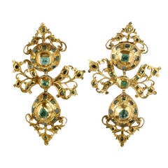 Antique 18th Century Spanish Emerald Gold Lazo Drop Earrings