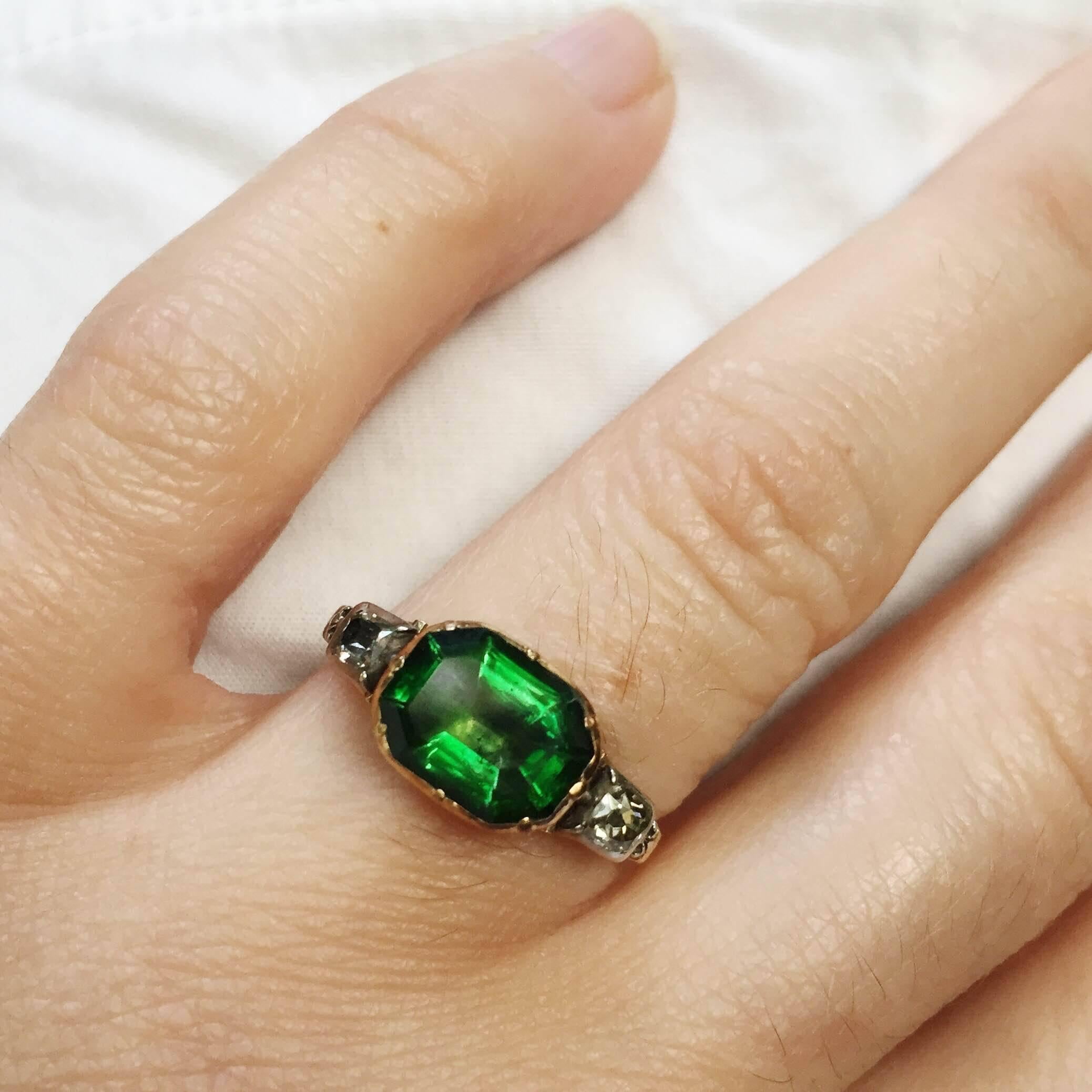 Georgian Three Stone Paste Emerald Ring In Excellent Condition In Austin, TX